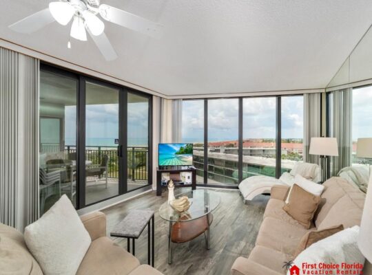Stunning Ocean Views: Seventh-Floor Beach Condo!