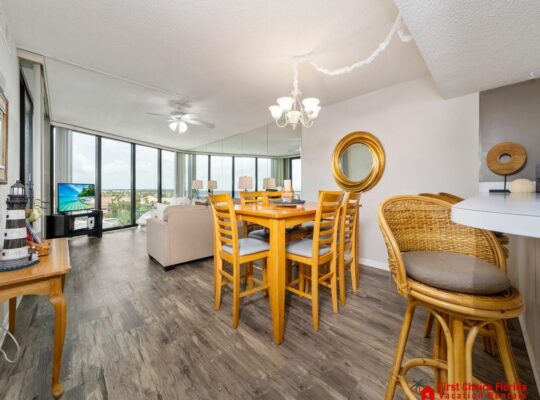 Stunning Ocean Views: Seventh-Floor Beach Condo!