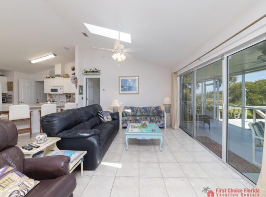 Direct Oceanfront ~ Private Walkway ~ Excellent Rates!