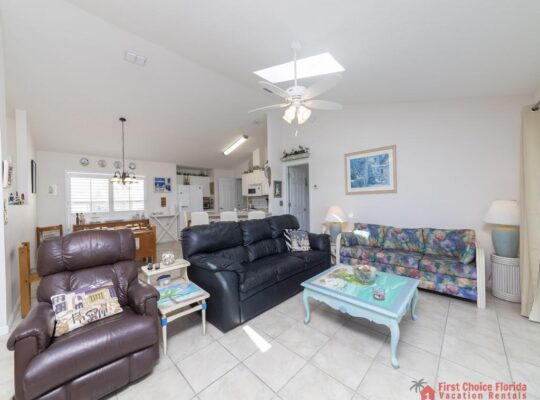 Direct Oceanfront ~ Private Walkway ~ Excellent Rates!