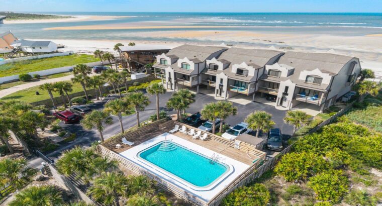 Oceanfront Penthouse ~ Incredible Views ~ Pet Friendly