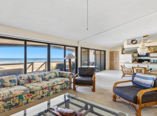 Oceanfront Penthouse ~ Incredible Views ~ Pet Friendly