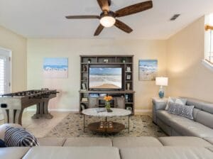 Beautiful Pool Home ~ 4 King En-suite Bedrooms ~ Only 100 steps to the beach!