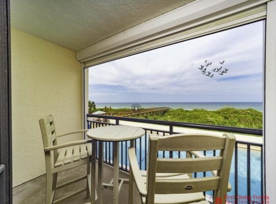 Million Dollar Views ~ Heated Pool ~ King Bed