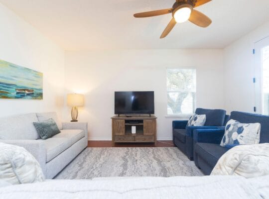 100 Steps to Beach ~ HEATED POOL ~ 2 King Beds!