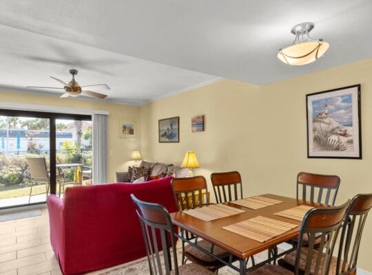 Seawinds Townhome ~ Excellent Location ~ Steps to the Beach!