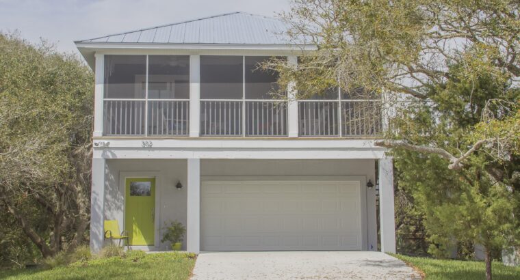 Newer Home with Screened Balcony ~ Pet Friendly ~ Steps to the Ocean!