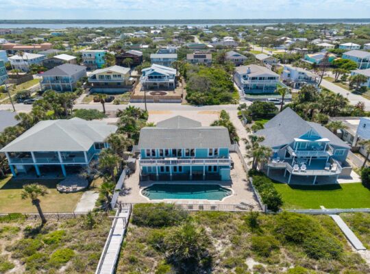 Spacious Oceanfront Pool Home!