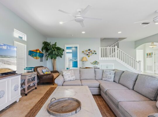 Spacious Oceanfront Pool Home!