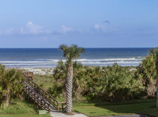 Beautiful Top Floor (Elevator Building) Ocean View Condo – Excellent Location!