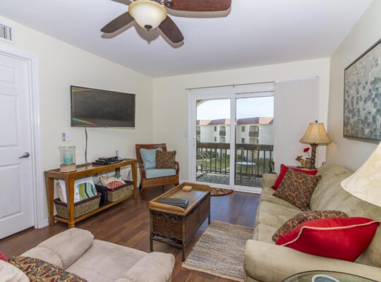 Beautiful Top Floor (Elevator Building) Ocean View Condo – Excellent Location!