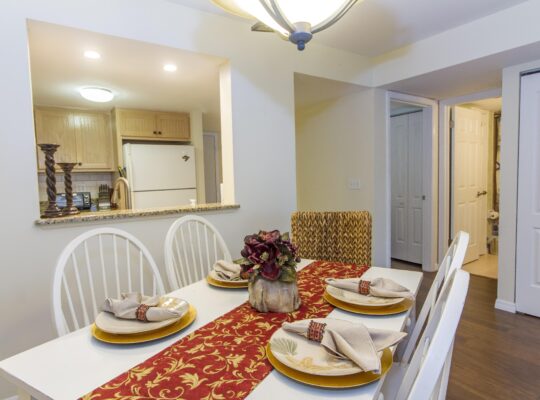 Beautiful Top Floor (Elevator Building) Ocean View Condo – Excellent Location!