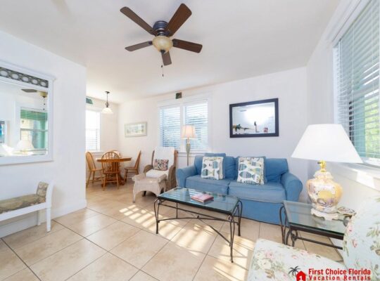 Cute Beach Cottage ~ Steps to Pier Park and the Beach ~ Great Value!