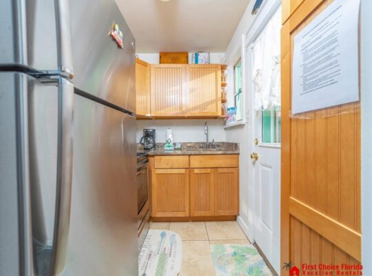 Cute Beach Cottage ~ Steps to Pier Park and the Beach ~ Great Value!