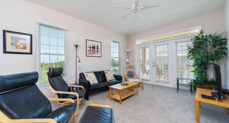 Great Location ~ Amp ~ Pier Park ~ Beach!