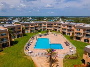 Direct Oceanfront, Large Private Sun Deck, Great Price!