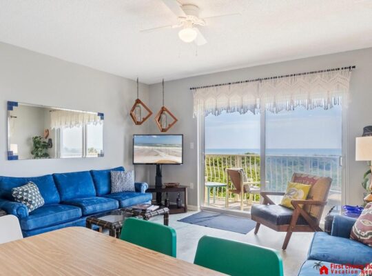 Direct Oceanfront, Large Private Sun Deck, Great Price!
