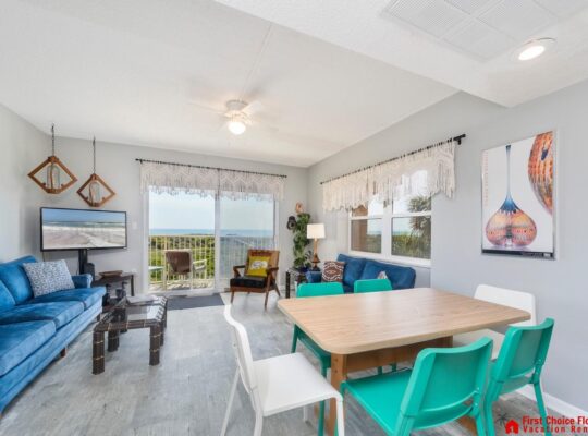 Direct Oceanfront, Large Private Sun Deck, Great Price!