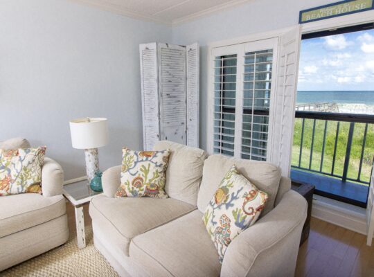 Oceanfront Condo ~ Steps from the Beach and Restaurants!