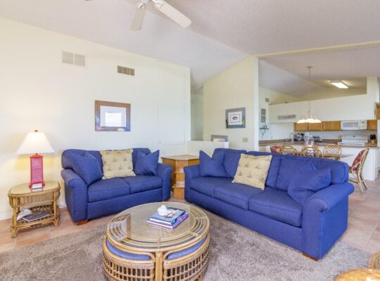 Beautiful Oceanfront Penthouse ~ Incredible Views ~ Pool