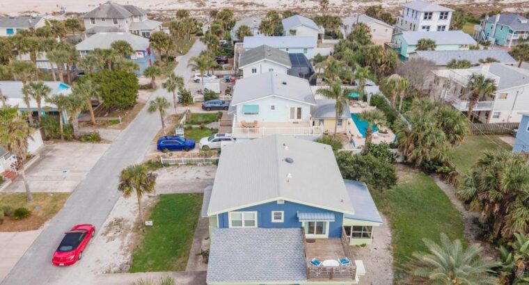 Beachy Townhome ~ Pet Friendly ~ Steps to the Beach!!!