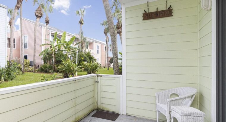 Spacious Townhome on the Beach ~ Pool ~ Beach Boardwalk