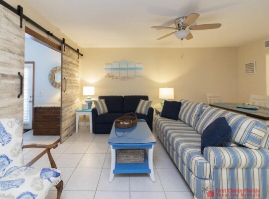 Spacious Townhome ~ Pet Friendly ~ Great Beach Location!