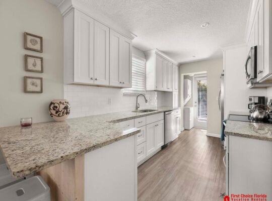 Beautiful 2/2 ~ Pet Friendly ~ Steps to the Beach!