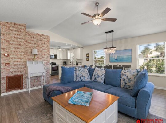 Beautiful 3/2 ~ Spectacular Ocean Views from Rooftop Deck ~ Steps to the Beach!