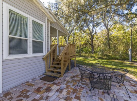 Private Retreat ~ Minutes from Historic Downtown and Beach!