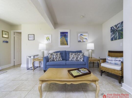 Blue Ocean ~ Pet Friendly ~ One house off the Beach!