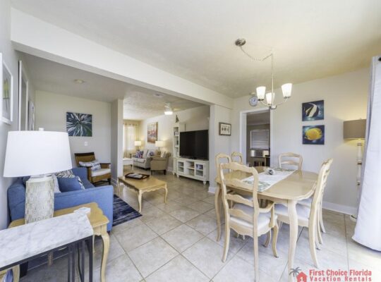 Blue Ocean ~ Pet Friendly ~ One house off the Beach!