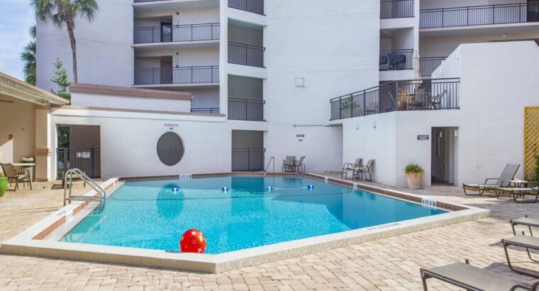 Heated Pool ~ Great Price ~ Excellent Location on the Beach!