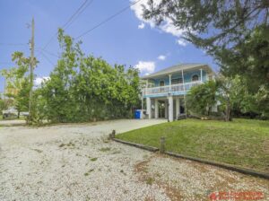 Spacious Beach Home – 2 En-suites – Elevator